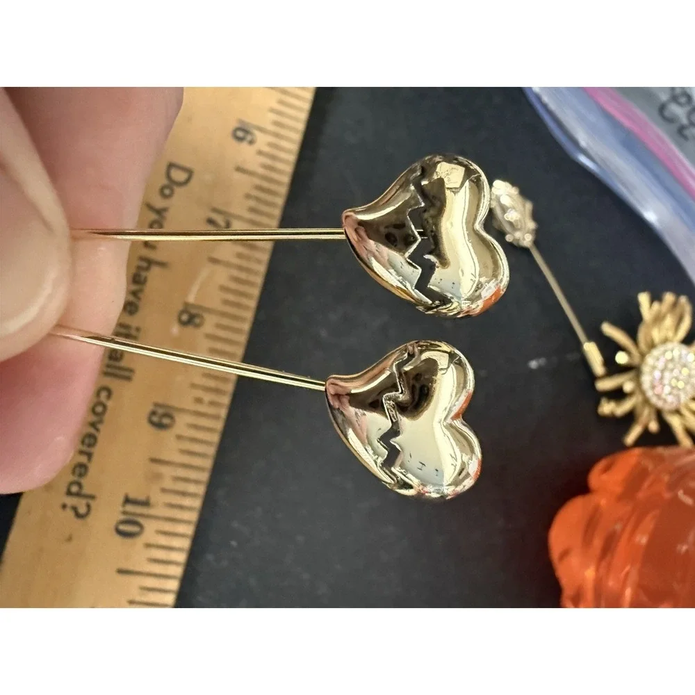 Vintage Stick Pin Lot Avon Rhinestone Hearts Bee Gold Tone 4 Pc Lapel Pins